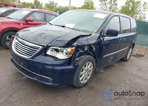 2016 Chrysler Town & Country Touring z USA, uszkodzony, nr VIN 2C4RC1BGXGR177282